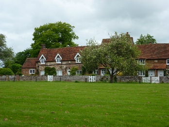 Cottages near the green in The Lee.